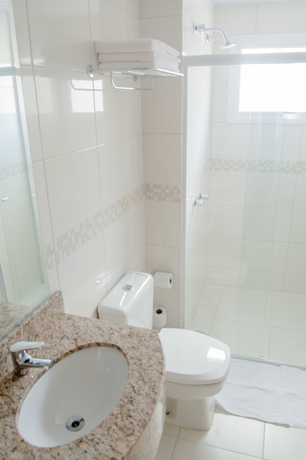 Imagen de la habitación del Hotel Luds Comfort. Foto 16