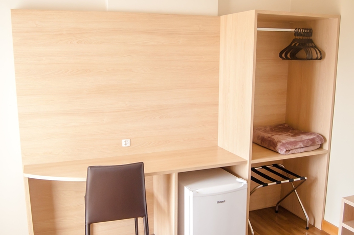 Imagen de la habitación del Hotel Luds Comfort. Foto 19