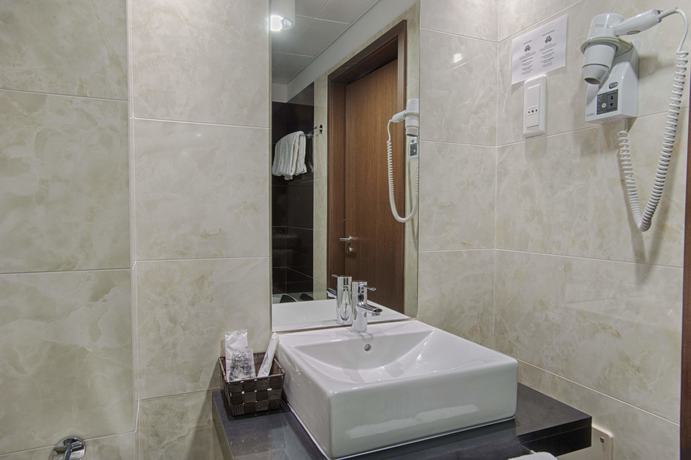 Imagen de la habitación del Hotel Luena. Foto 9