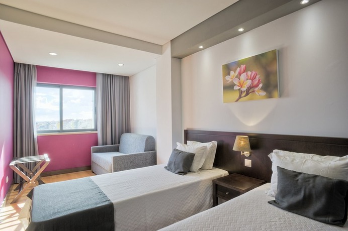 Imagen de la habitación del Hotel Luena. Foto 12