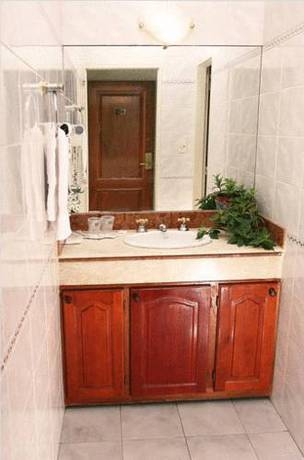 Imagen general del Hotel Luey. Foto 11