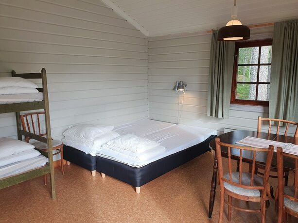 Imagen de la habitación del Hotel Lufta Camping. Foto 17