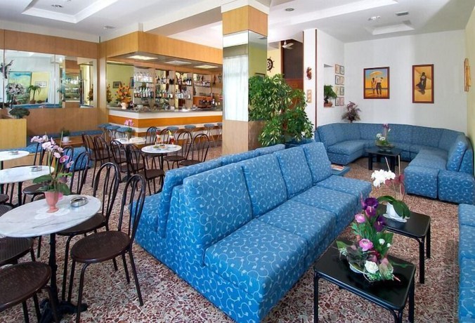 Imagen de los interiores del Hotel Lugano, Cattolica. Foto 15