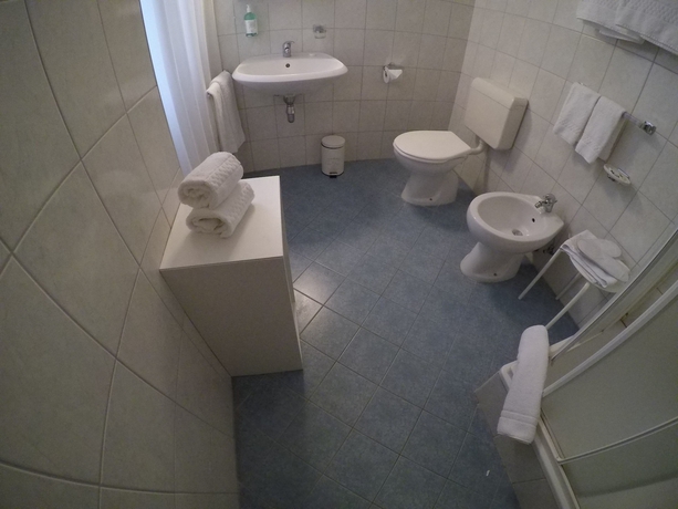 Imagen de la habitación del Hotel Lugano Center Guesthouse. Foto 5