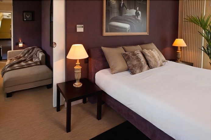 Imagen de la habitación del Hotel Lugano, KNOKKE-HEIST. Foto 13
