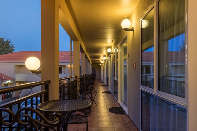 Imagen de los exteriores del Hotel Lugano Motor Lodge. Foto 13