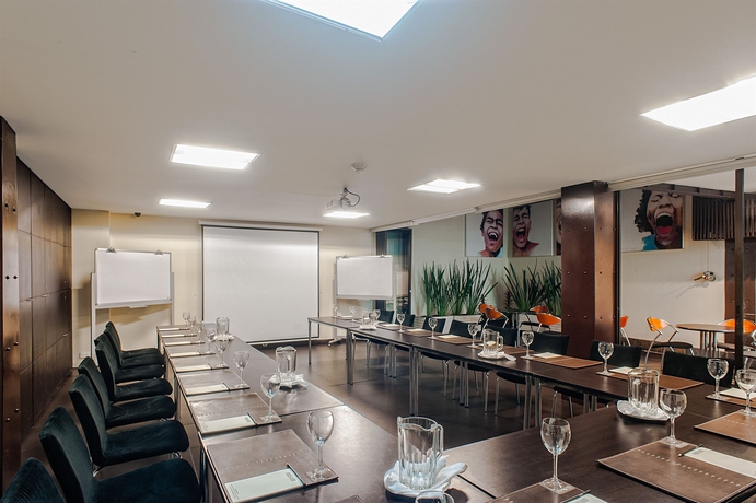 Imagen de los interiores del Hotel Lugano Suites Imperial. Foto 14