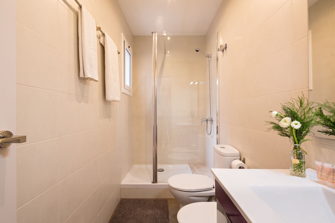 Imagen de la habitación del Hotel Lugaris Rambla - Apartments. Foto 3