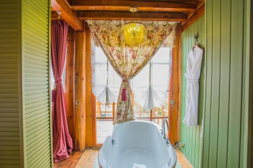 Imagen de la habitación del Hotel Lugu Lake Love Inn. Foto 9