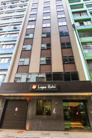 Imagen de los interiores del Hotel Lugus. Foto 17