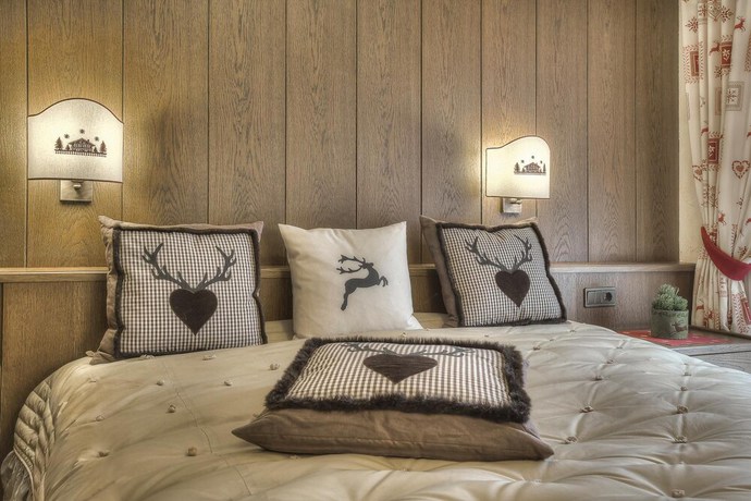 Imagen de la habitación del Hotel Luianta. Foto 13