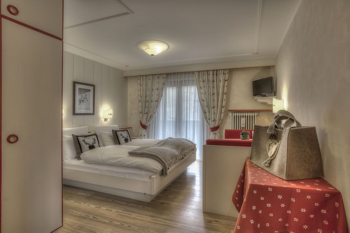 Imagen de la habitación del Hotel Luianta, Pec&euml;i. Foto 17