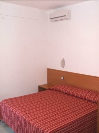Imagen de la habitación del Hotel Luigiane B&B E Ristorante. Foto 10