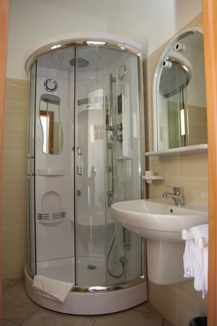 Imagen de la habitación del Hotel Luigiane B&B E Ristorante. Foto 12