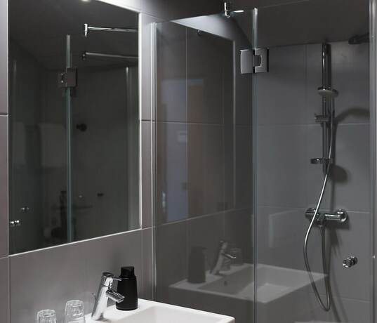 Imagen de la habitación del Hotel Luis von Weyden. Foto 10