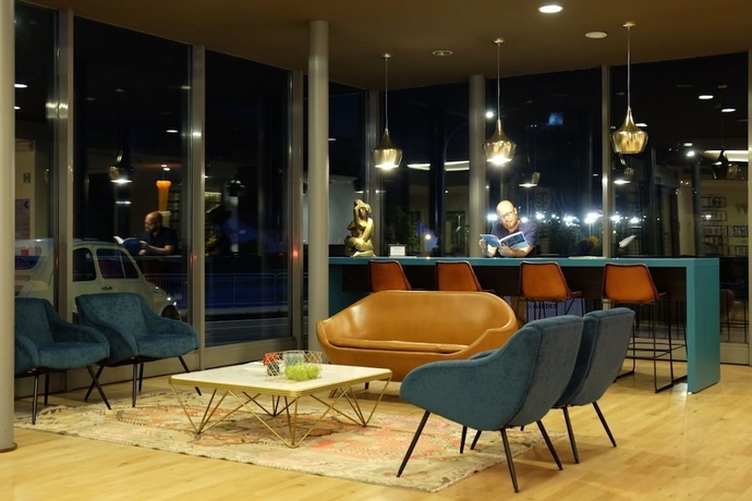 Imagen de los interiores del Hotel Luise. Foto 14