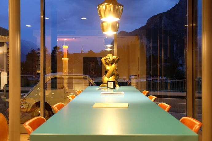 Imagen de los interiores del Hotel Luise. Foto 15