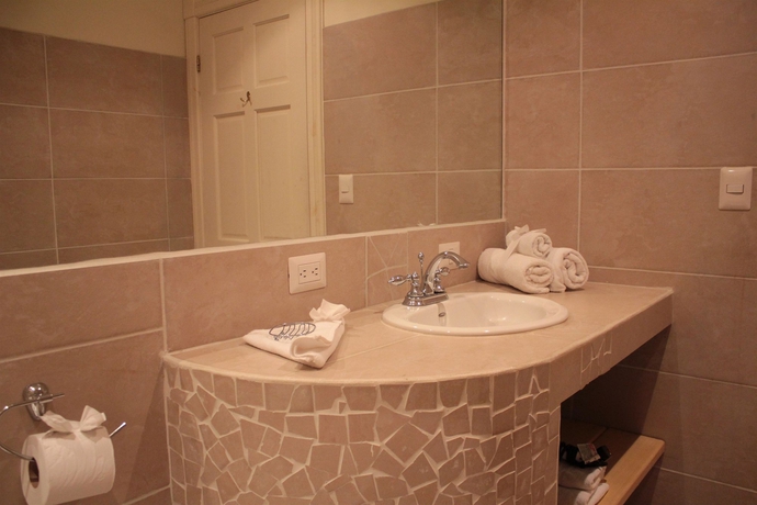 Imagen de la habitación del Hotel Luisiana. Foto 8