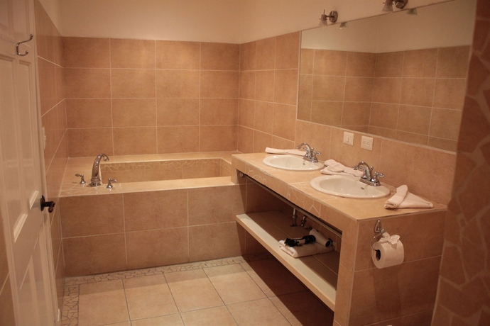 Imagen de la habitación del Hotel Luisiana. Foto 9