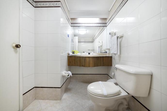 Imagen general del Hotel Lukas, MEDELLIN. Foto 3