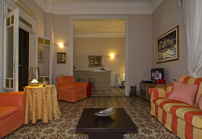Imagen de los interiores del Hotel Lukas, Viareggio. Foto 10