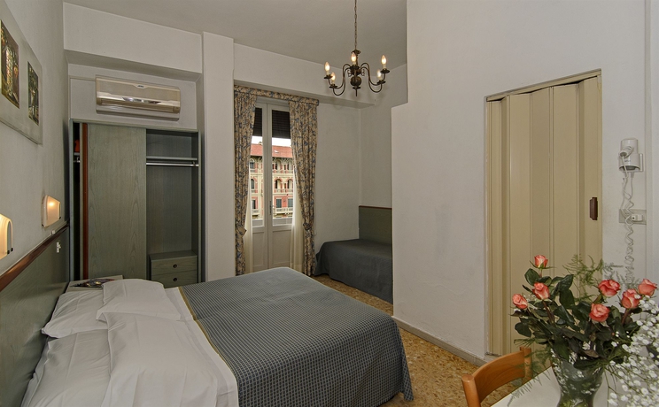 Imagen de la habitación del Hotel Lukas, Viareggio. Foto 6