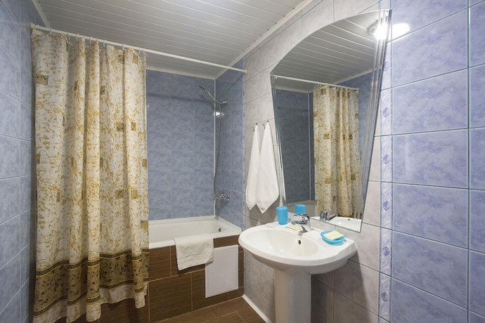 Imagen de la habitación del Hotel Lukomorie. Foto 17