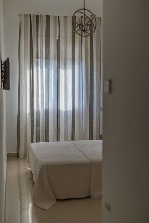 Imagen de la habitación del Hotel Lula. Foto 8
