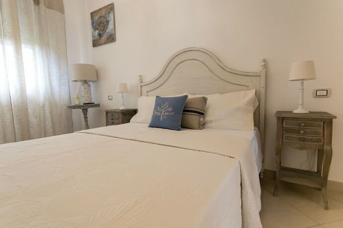 Imagen de la habitación del Hotel Lula. Foto 17