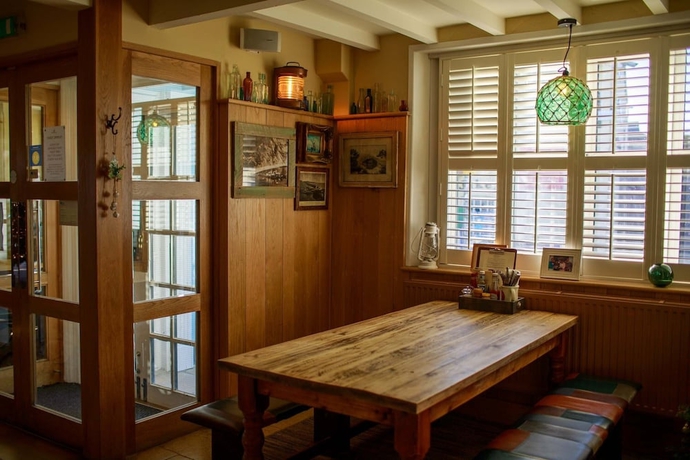 Imagen de los interiores del Hotel Lulworth Cove Inn. Foto 17