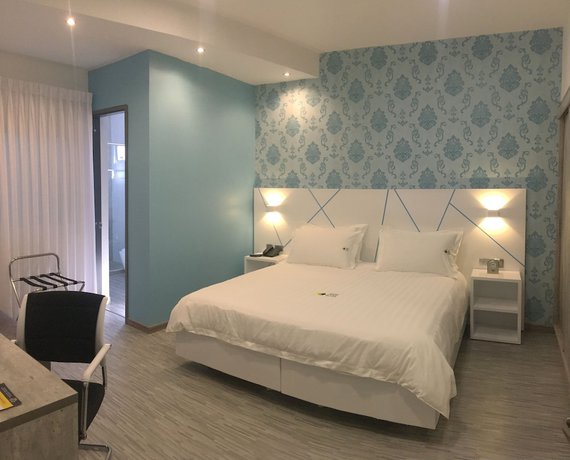 Imagen de la habitación del Hotel Luma Plaza. Foto 3