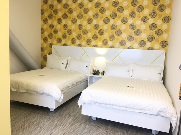 Imagen de la habitación del Hotel Luma Plaza. Foto 6