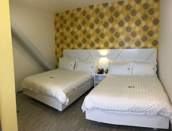 Imagen de la habitación del Hotel Luma Plaza. Foto 11