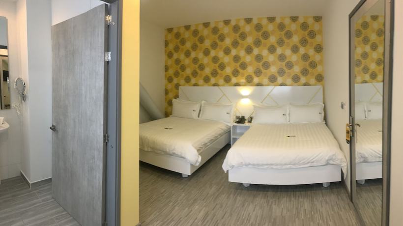 Imagen de la habitación del Hotel Luma Plaza. Foto 15