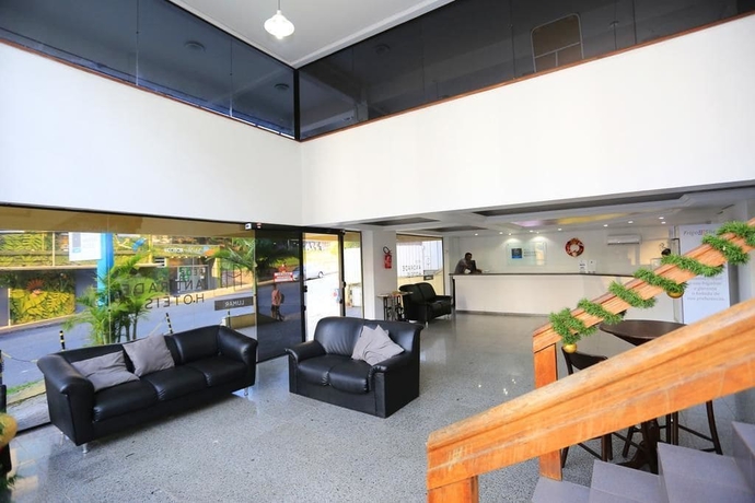 Imagen de los interiores del Hotel Lumar. Foto 19