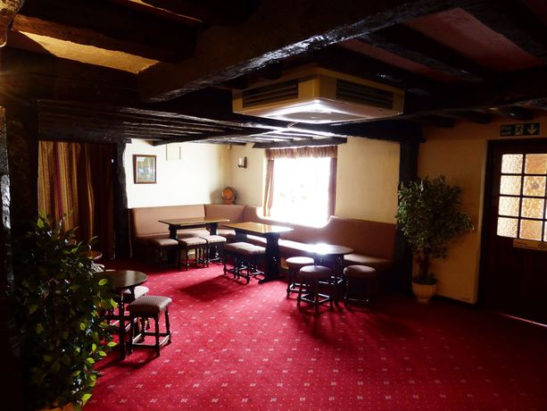 Imagen de los interiores del Hotel Lumb Farm Country Club. Foto 16