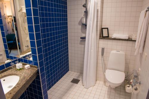 Imagen de la habitación del Hotel Lumber & Karle. Foto 8