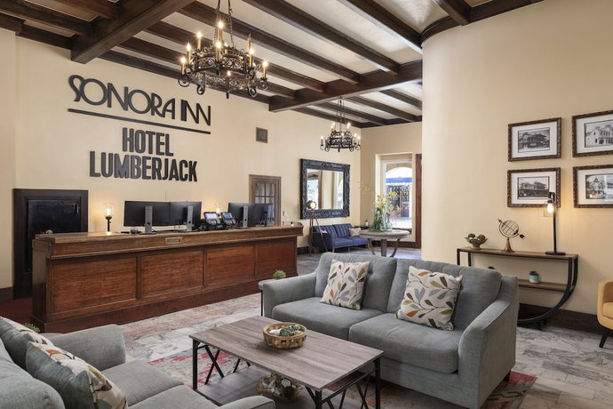 Imagen de los interiores del Hotel Lumberjack. Foto 20