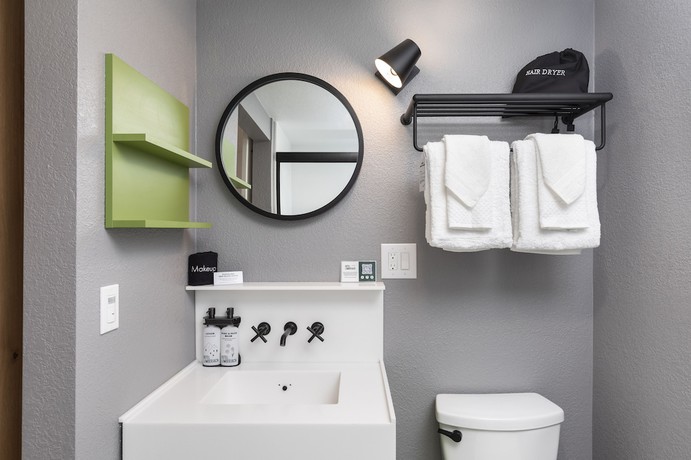 Imagen de la habitación del Hotel Lumberjack. Foto 6