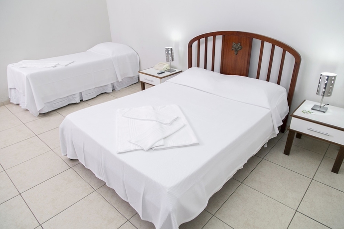 Imagen de la habitación del Hotel Lumiar. Foto 2