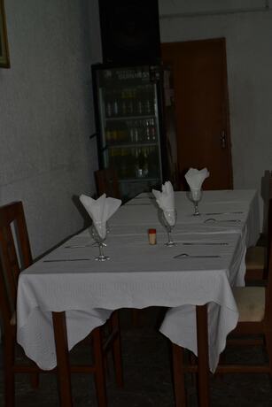 Imagen del bar/restaurante del Hotel Lumi&egrave;re Joss. Foto 15