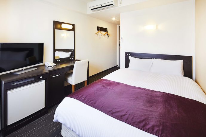 Imagen de la habitación del Hotel Lumiere Kasai. Foto 3