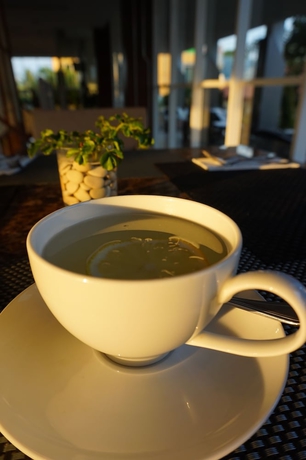 Imagen del bar/restaurante del Hotel Luminor Jambi Kebun Jeruk. Foto 9