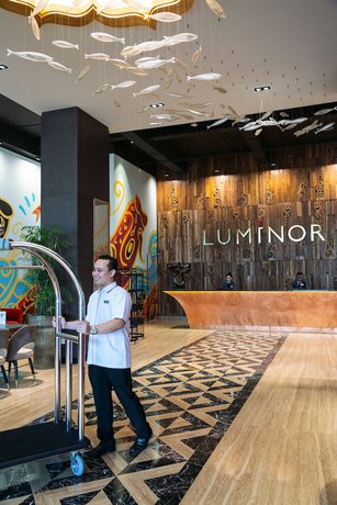 Imagen de los interiores del Hotel Luminor Kota. Foto 16