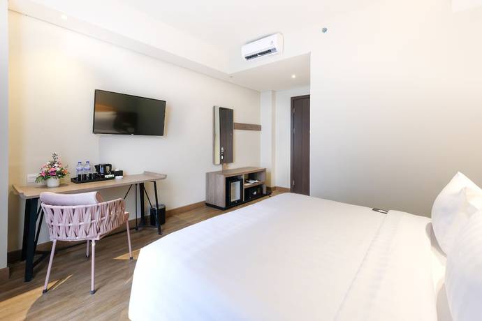 Imagen de la habitación del Hotel Luminor Kota. Foto 11