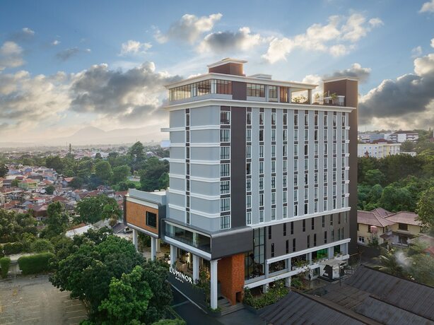 Imagen general del Hotel Luminor Padjadjaran Bogor By Wh. Foto 2