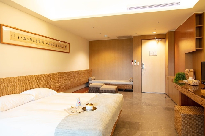 Imagen de la habitación del Hotel Luminous Hot Spring and Resort. Foto 4