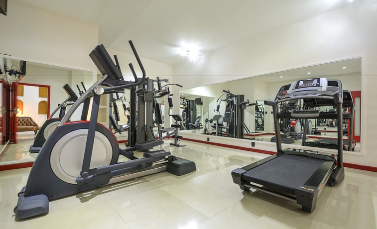 Imagen de los interiores del Hotel Luminus. Foto 8