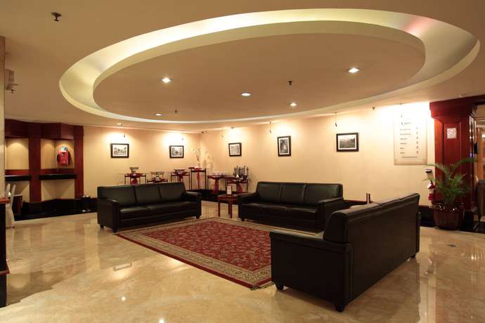 Imagen de los interiores del Hotel Lumire and Convention Center. Foto 9