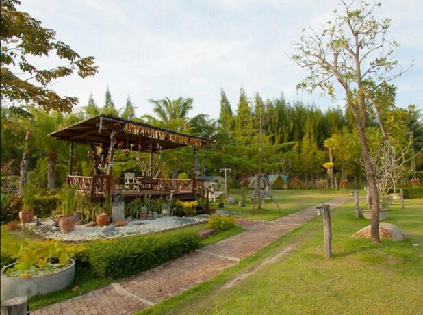 Imagen de los exteriores del Hotel Lumphachi Lakehill Resort. Foto 34